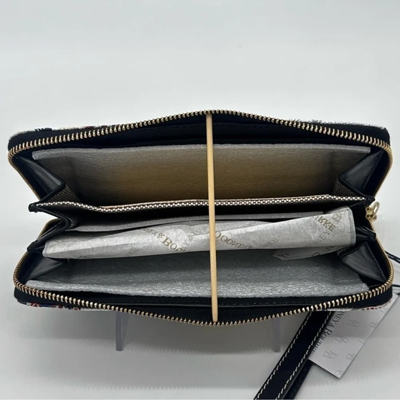 Disney Vacation Club DVC Dooney & Bourke Wallet Wristlet - Picture 7 of 10